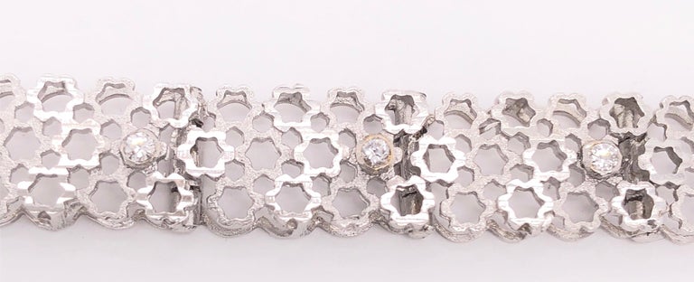 14 Karat White Gold Contemporary Bracelet with Round Diamonds