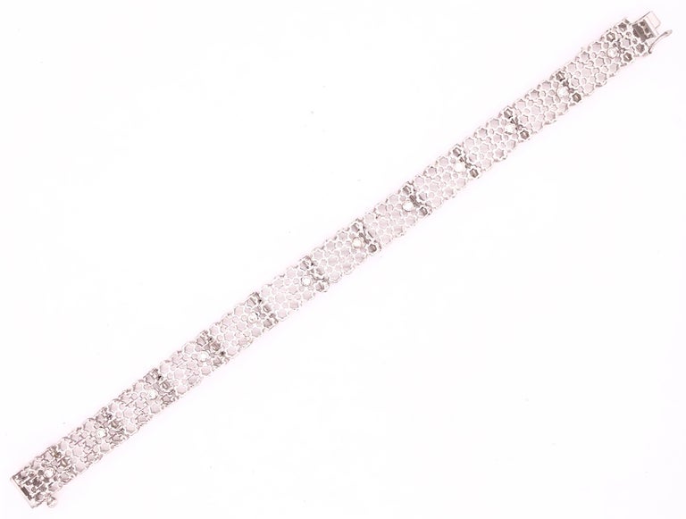 14 Karat White Gold Contemporary Bracelet with Round Diamonds