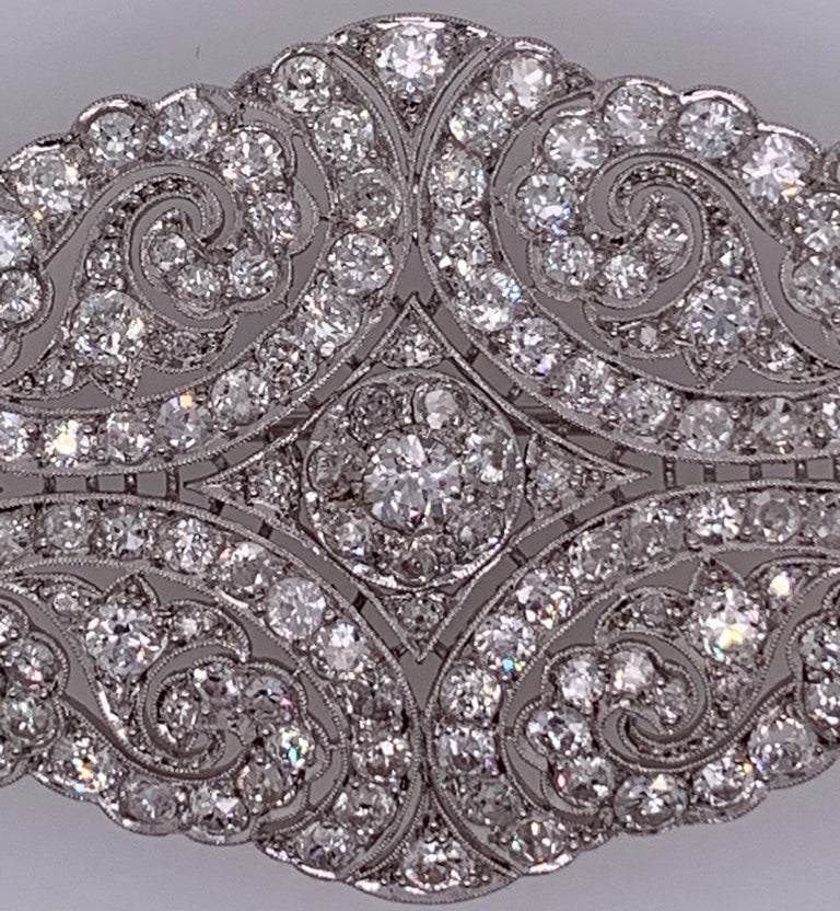 18K Gold Art Deco Vintage Diamond Cluster Brooch