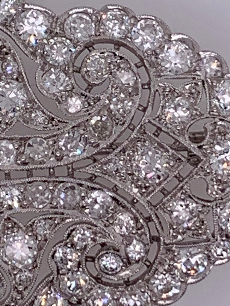 18K Gold Art Deco Vintage Diamond Cluster Brooch