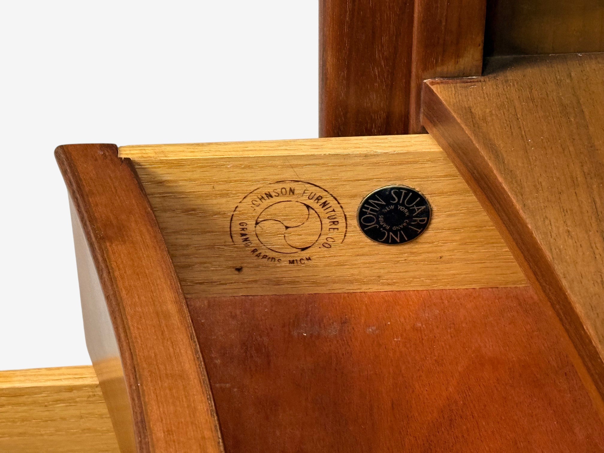 Paul Frankl, John Stuart, Concave Nightstands, Walnut, Brass, USA, 1950s