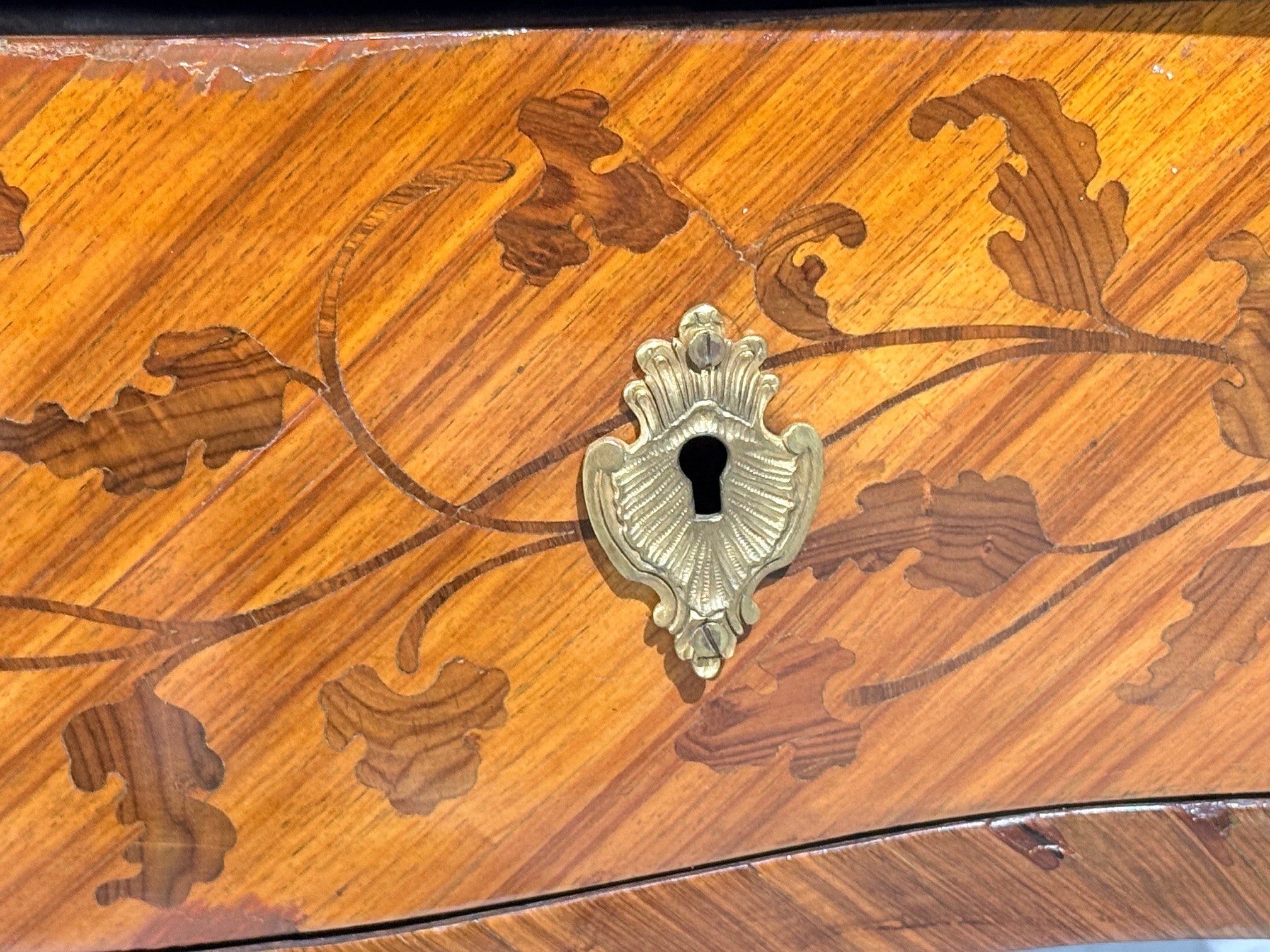Louis XV Style, Executive Desk, Marquetry, Leather, Bronze, France, 19th/20th c.