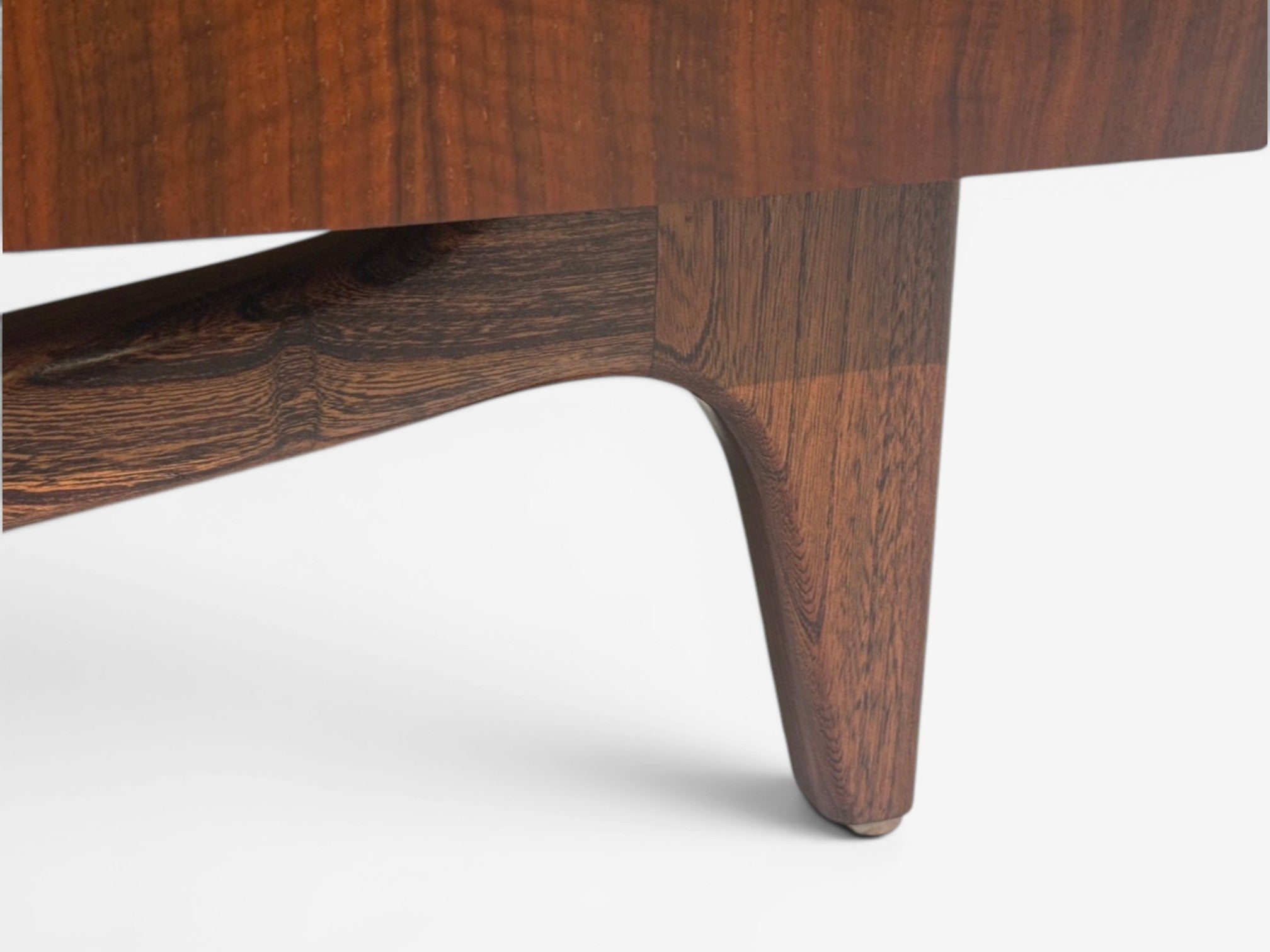 Young Manufacturing, Modern Nightstands, Walnut, USA, 1960s