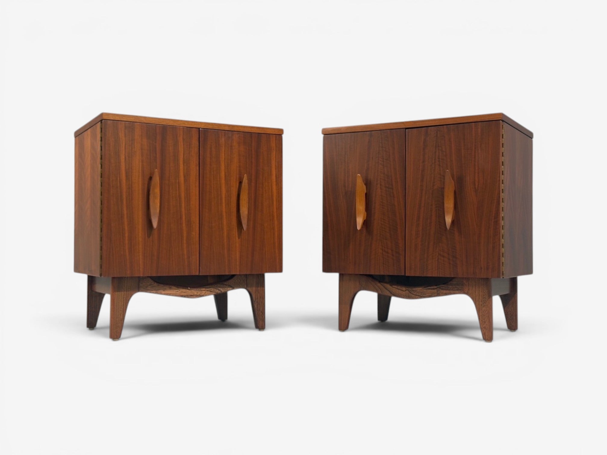 Young Manufacturing, Modern Nightstands, Walnut, USA, 1960s