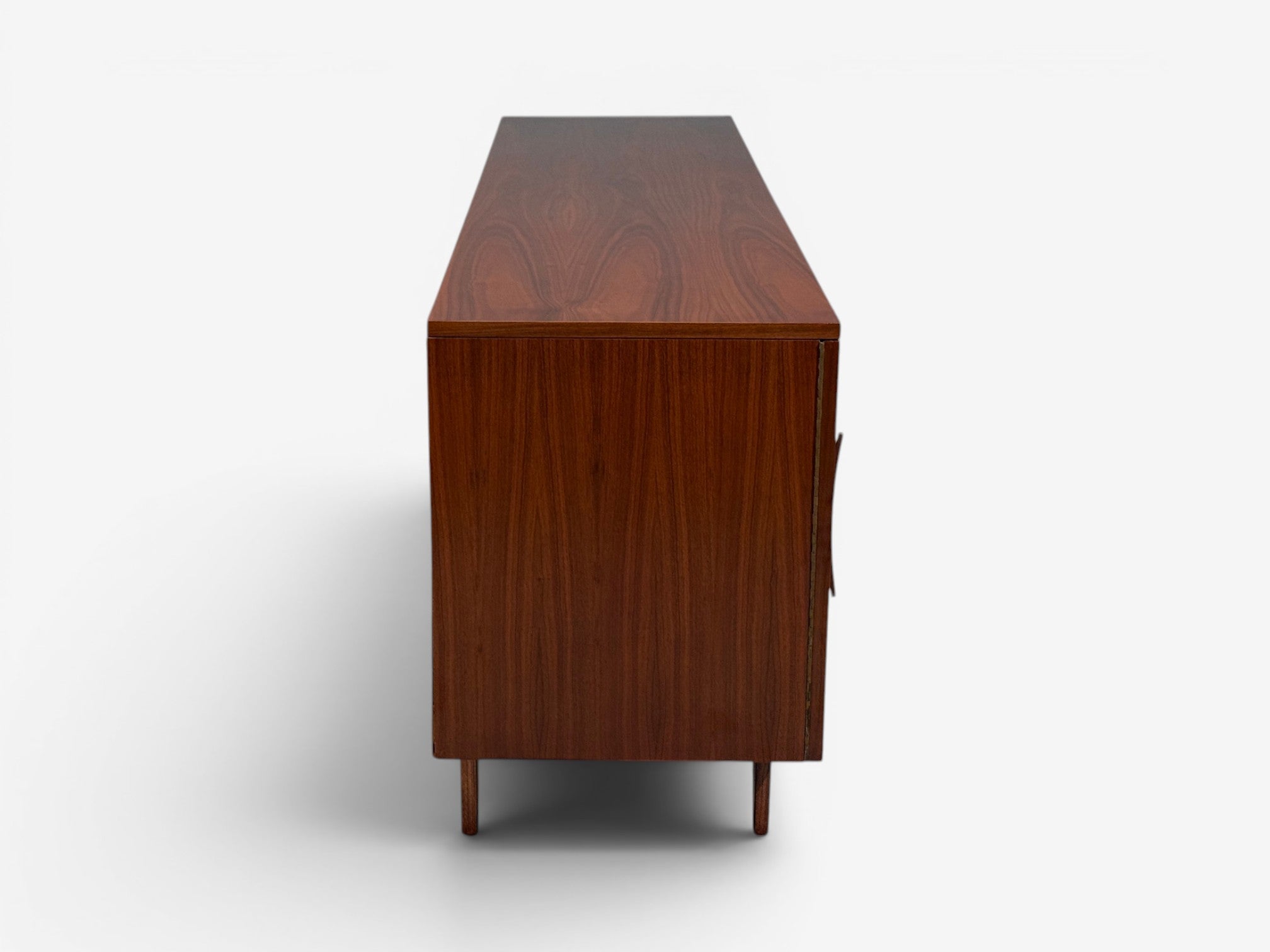Young Manufacturing, Standard Dreser, Walnut, USA, 1960s