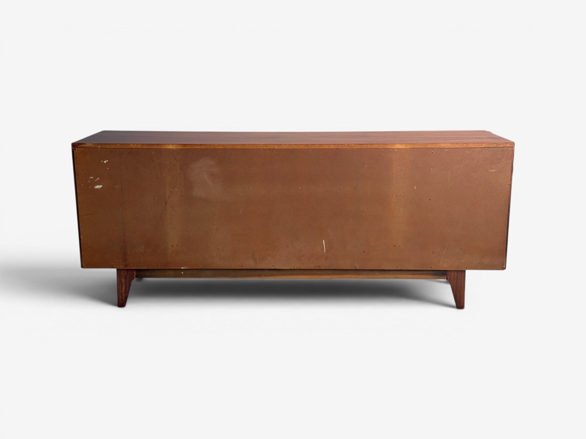 Young Manufacturing, Standard Dreser, Walnut, USA, 1960s