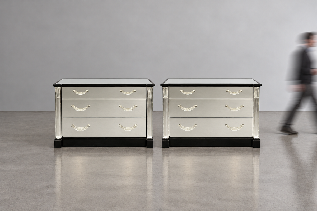 Grosfeld House, Hollywood Regency, 'Glassics' Mirrored Cabinets, USA, 1930s