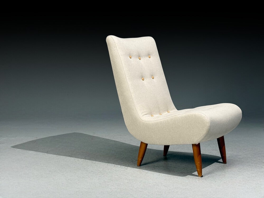 Swedish Modern, Scoop Lounge Chair, Beige Linen, Beech, Sweden, 1940s