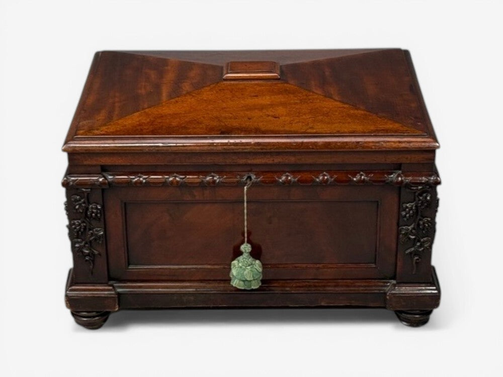 Early 19th Century Wine Cooler. Cellarette, Rosewood, Regency, Lead Lined.