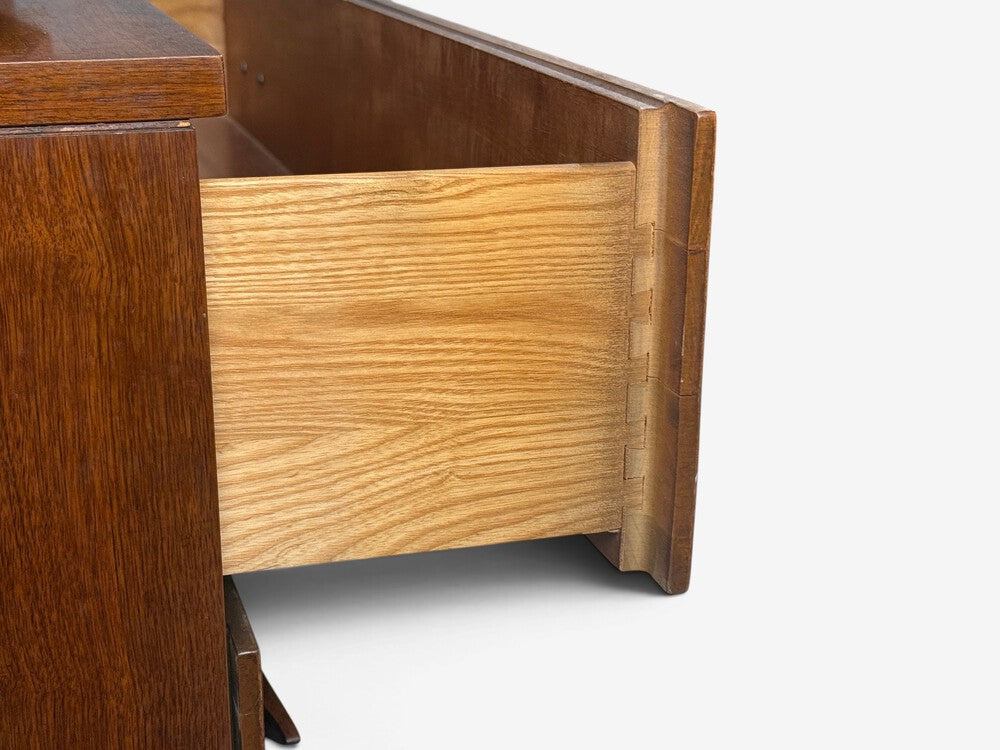 Young Manufacturing, Highboy Dreser, Walnut, USA, 1960s