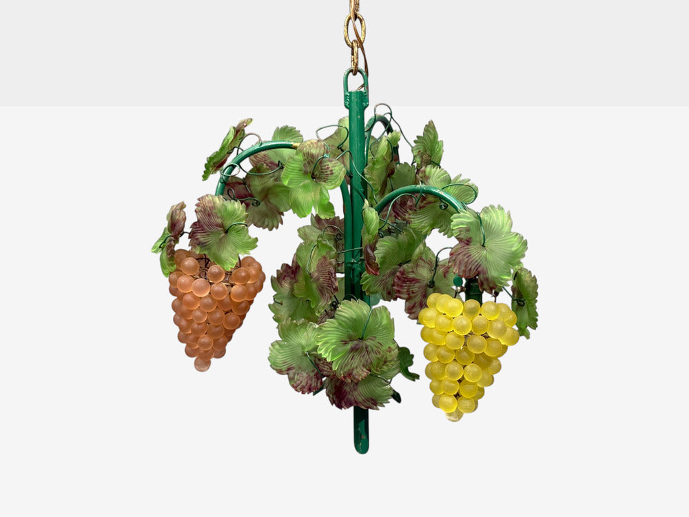 Italian Modern, Murano Glass, Art Glass, Grape Bunch Pendant Light, Italy, 1950s