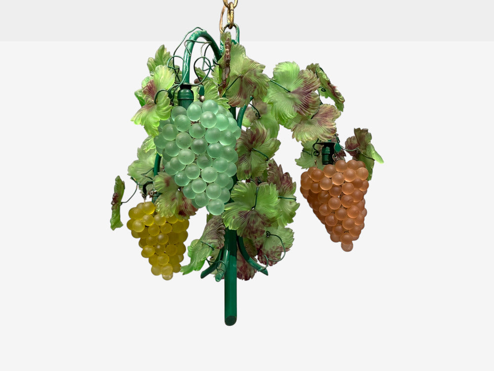 Italian Modern, Murano Glass, Art Glass, Grape Bunch Pendant Light, Italy, 1950s
