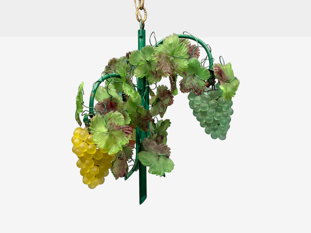 Italian Modern, Murano Glass, Art Glass, Grape Bunch Pendant Light, Italy, 1950s