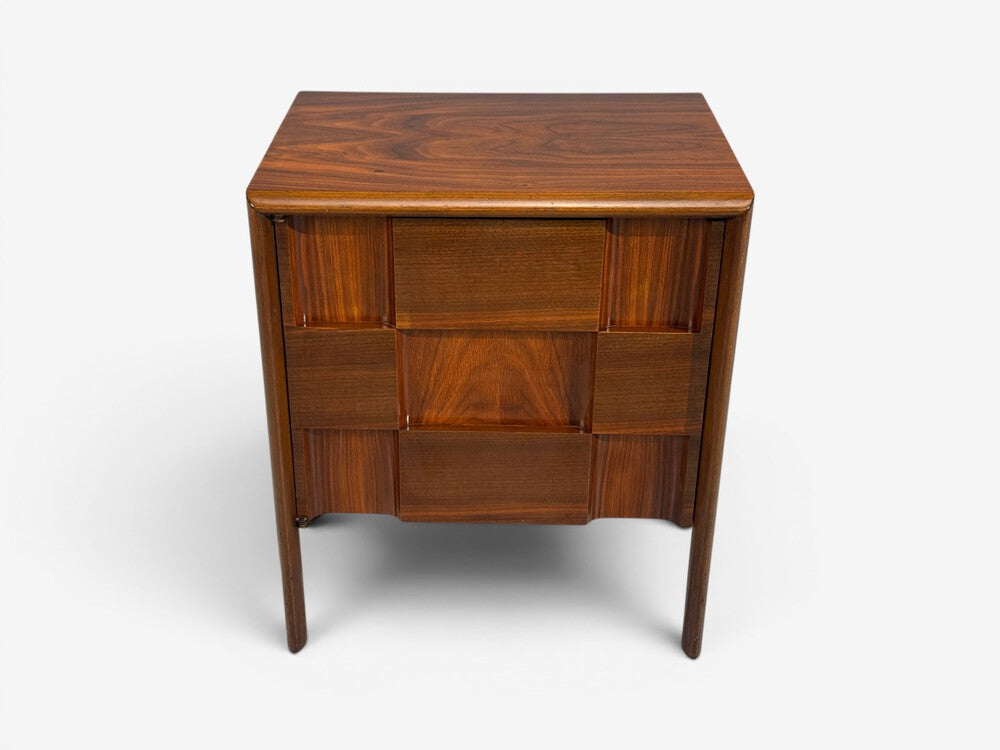 Edmond J. Spence, Sculptural Nightstands, Walnut, Sweden, 1950s