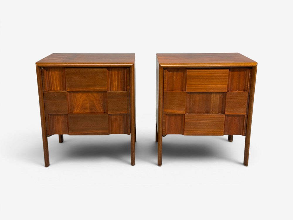 Edmond J. Spence, Sculptural Nightstands, Walnut, Sweden, 1950s
