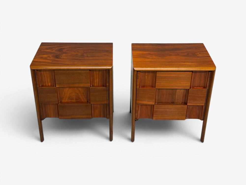 Edmond J. Spence, Sculptural Nightstands, Walnut, Sweden, 1950s