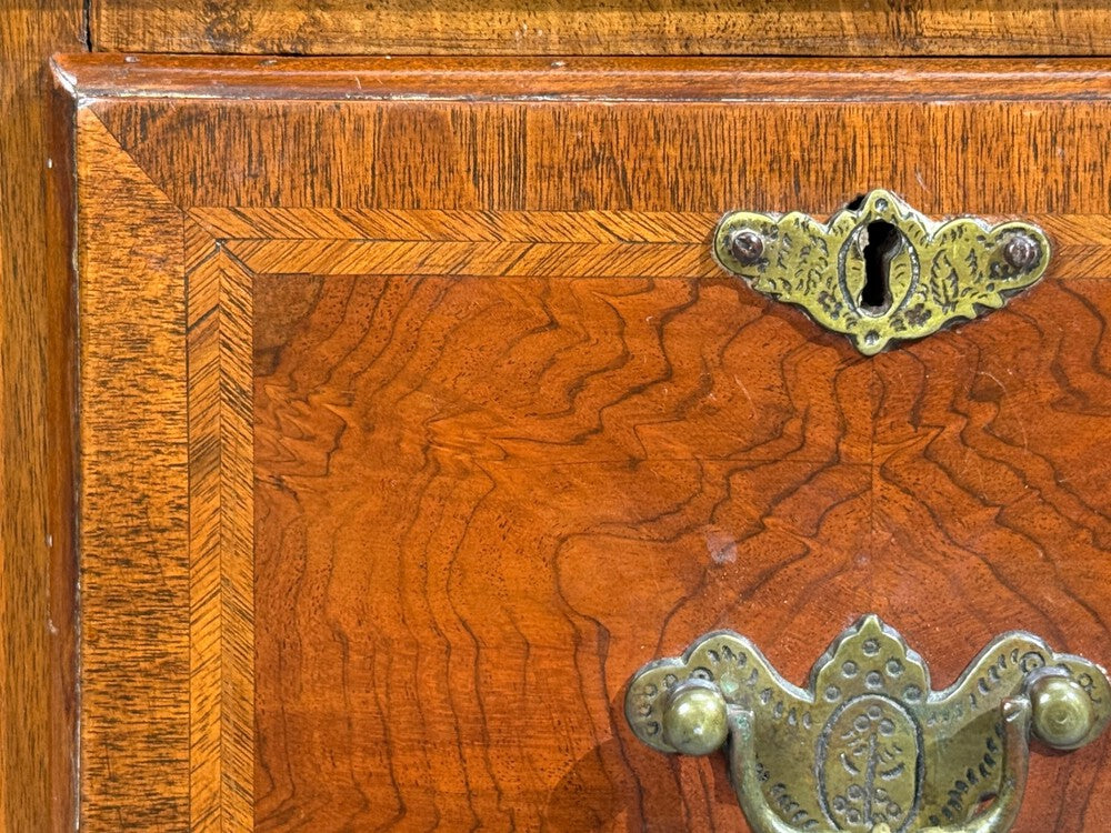 Queen Anne, Lowboy Writing Desk, Crotch Mahogany Veneer, Walnut, England, 19th c.