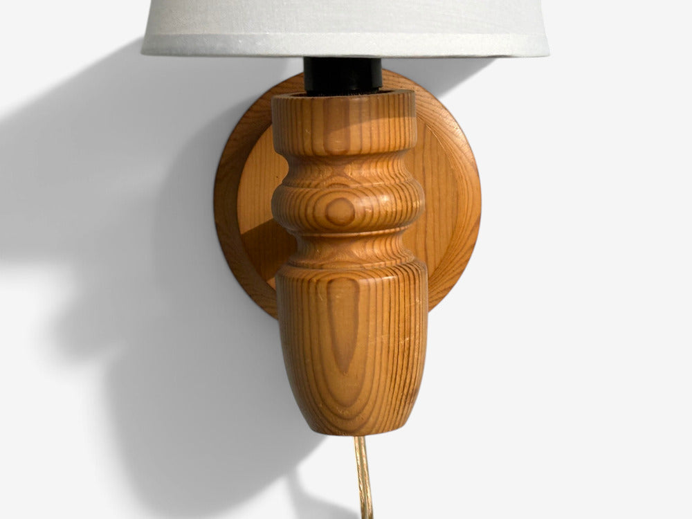 Magnafon Belysning APS, Danish Modern, Wall Sconce, Pine, Denmark, 1960s