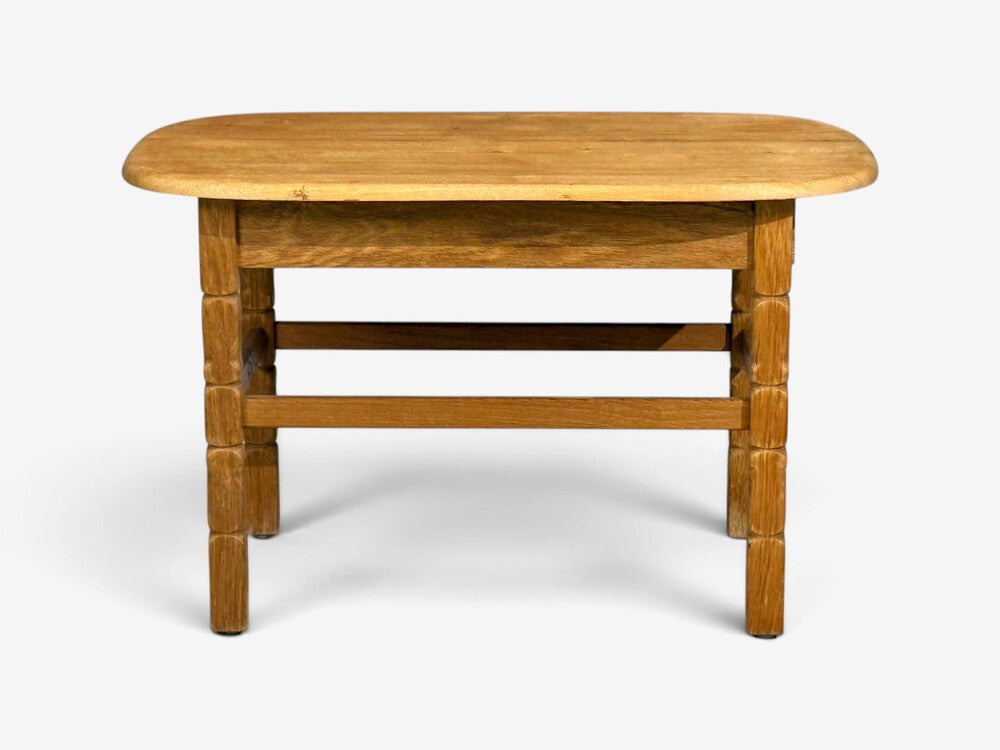 Henning Kjaernulf Style, Side Table, Oak, Denmark, 1970s