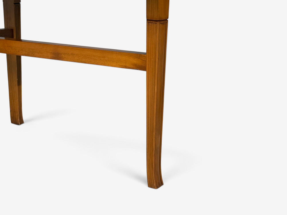 T.H. Robsjohn-Gibbings, Rare Trapeza End Tables, Walnut, Greece, 1937
