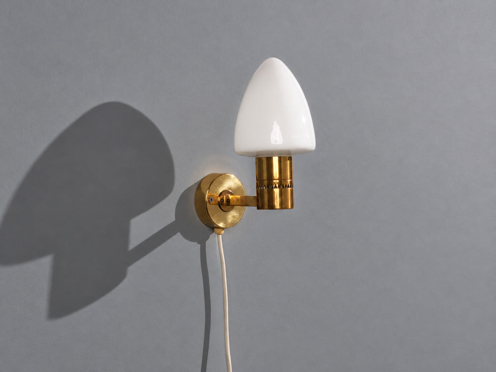 Hans-Agne Jakobsson, Wall Sconce, Brass, Opaline Glass, Sweden, 1960s