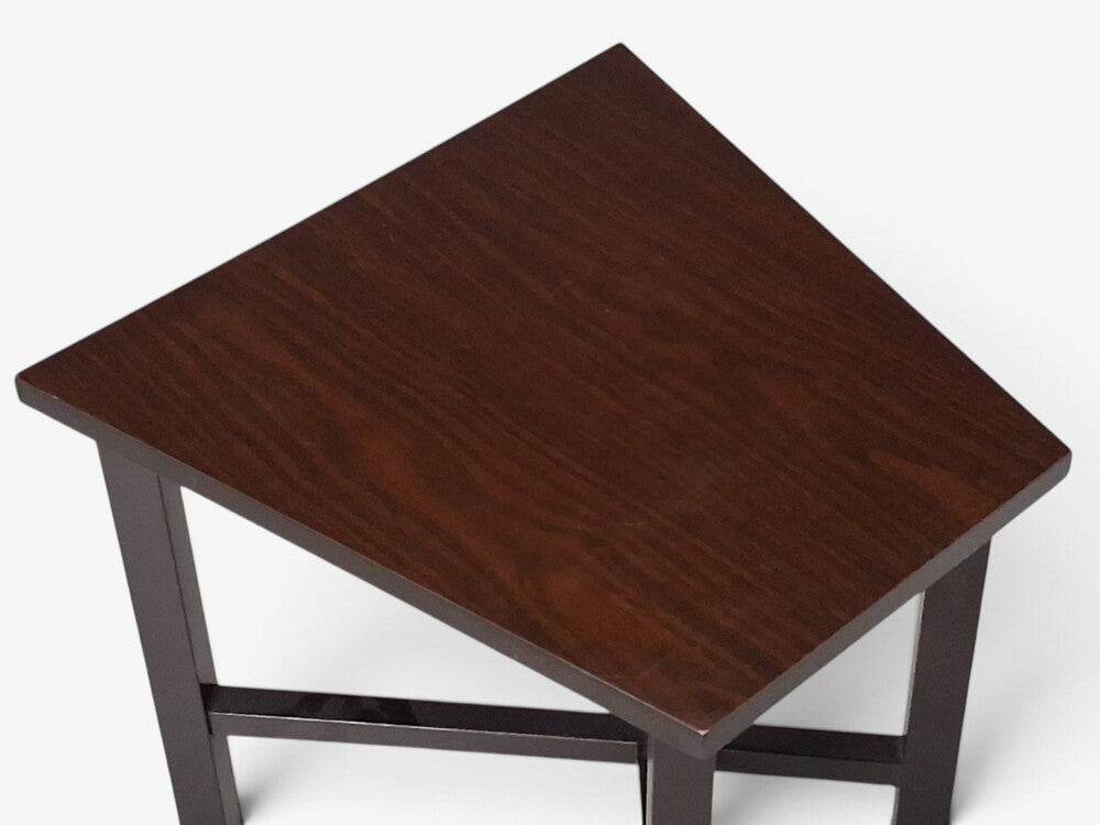 Edward Wormley, Wedge Side Tables, Mahogany, Brass, USA, 1955