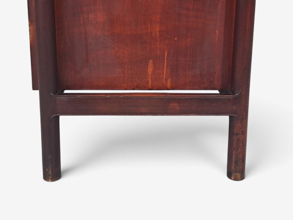 John Widdicomb, American Modern, Nine-Drawer Dresser, Walnut, Brass, USA, 1960s