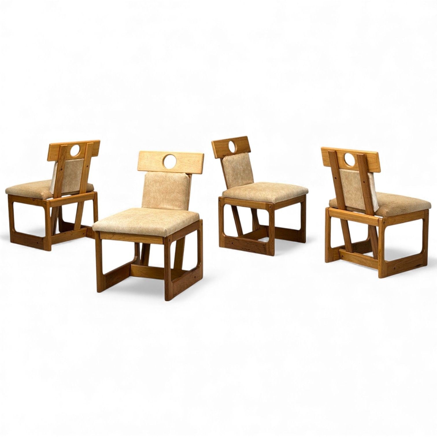 Sergio Rodrigues, Cavoina, Cowhide, Four Cuiabá Dining Chairs, Brazil, 1985