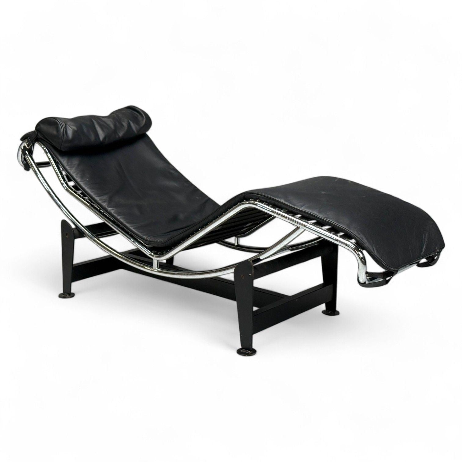 Le Corbusier Style, Mid-Century Modern, Black Leather, Chaise Lounge, 20th C.
