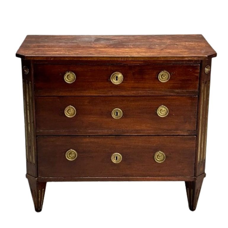 Gustavian, Louis XVI Style, Swedish Commode, Mahogany, Brass, Sweden, c.1800s