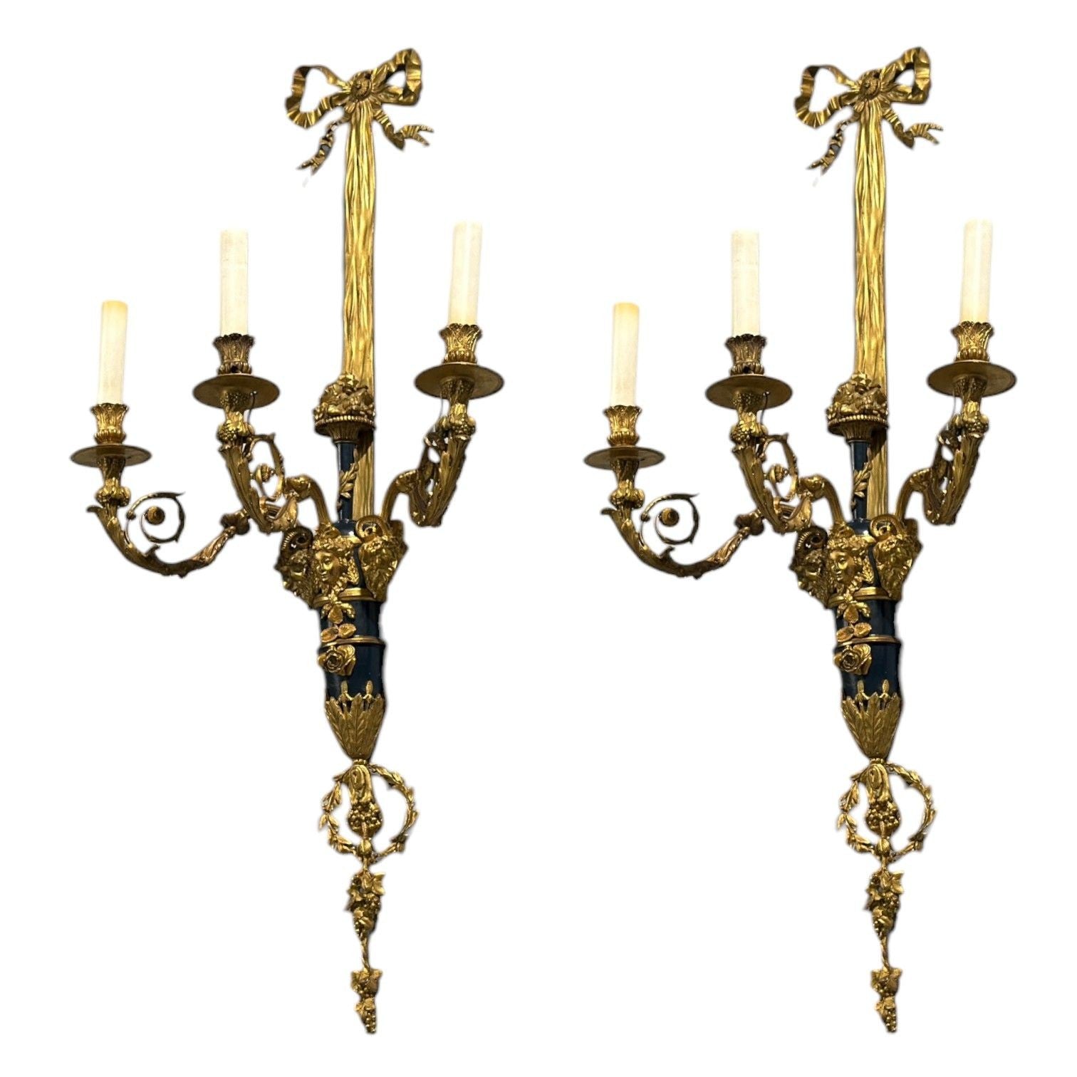 Henry Dasson Attr., Louis XVI, Wall Sconces, Bronze, France, 1860s