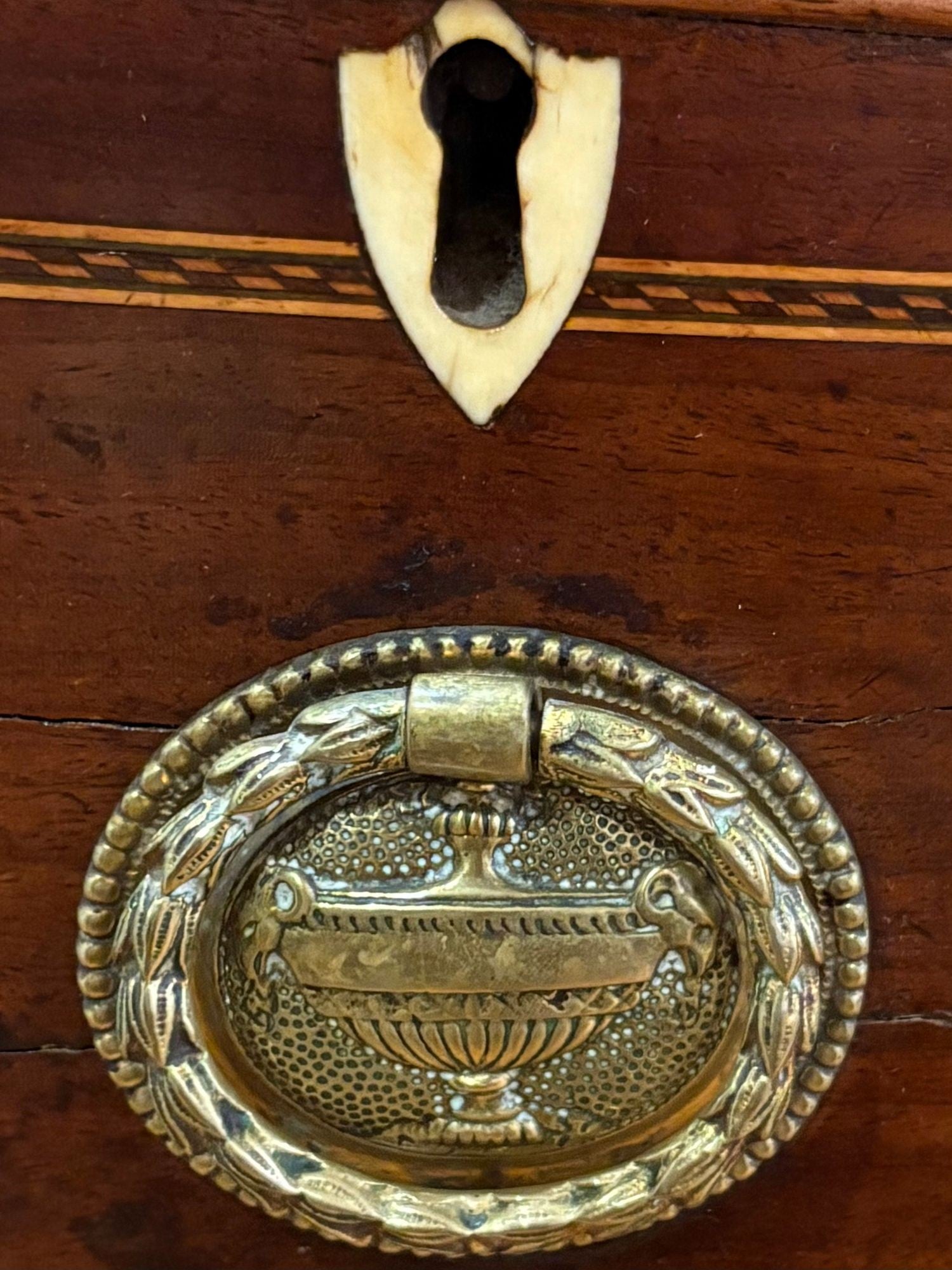 George lll, Mahogany, Inlaid Wood, Satinwood, Brass, Sideboard, England, 18th/19th C.