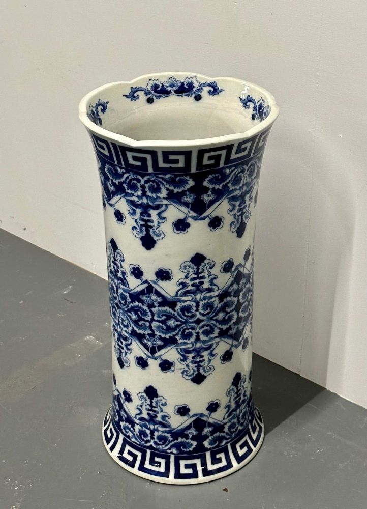 Oriental Porcelain Flow Blue White Umbrella Stand, Large Vase, Floral Decorated