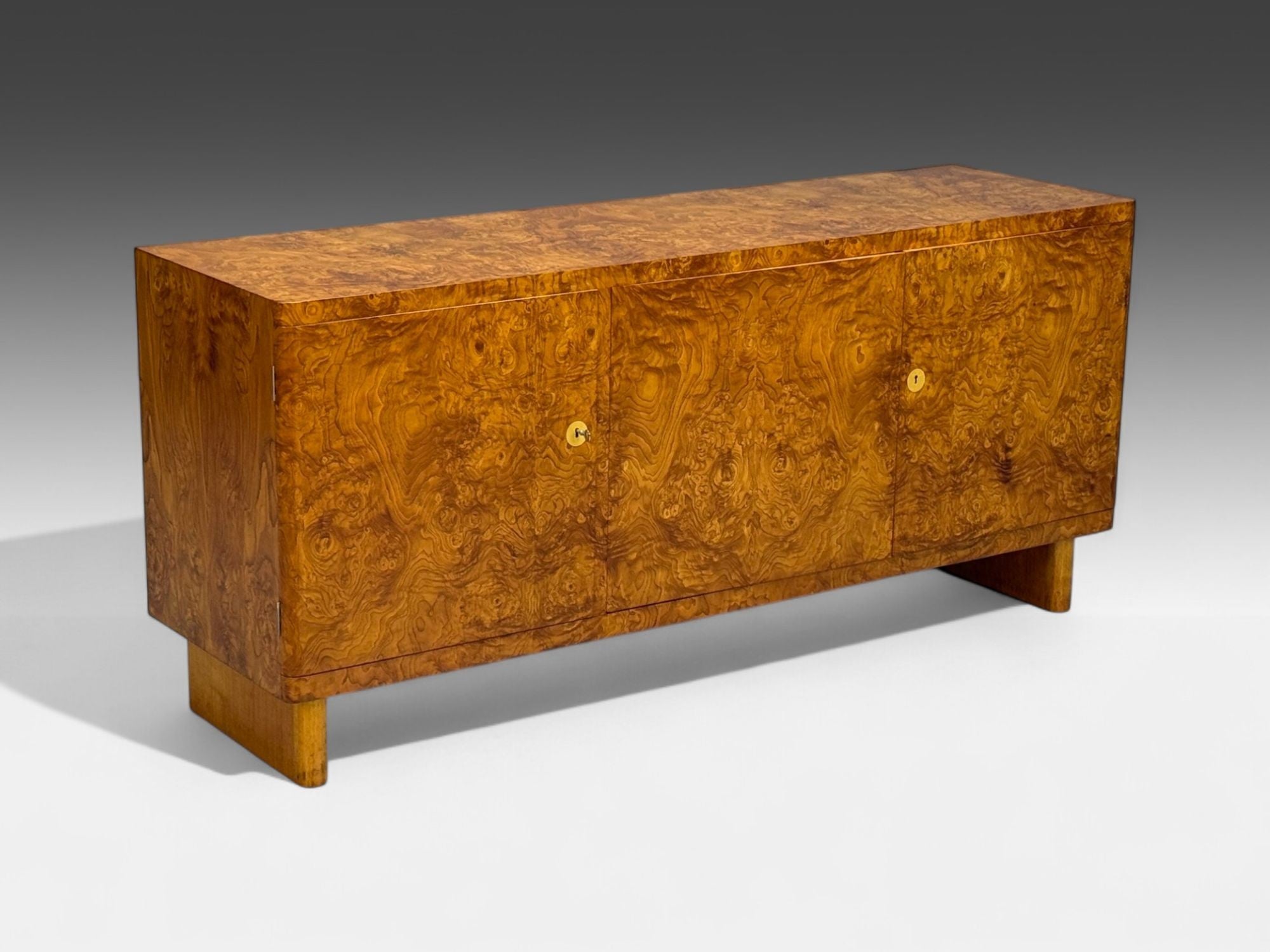 Axel Einar Hjorth, Nordiska Kompaniet, Root Wood, Rare Birka Sideboard, Sweden, 1937