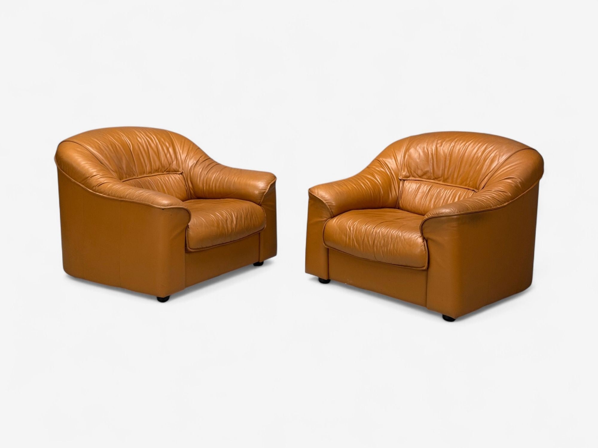 Italian Modern, Cognac Leather, Large Lounge Chairs, Italy, 1970s
