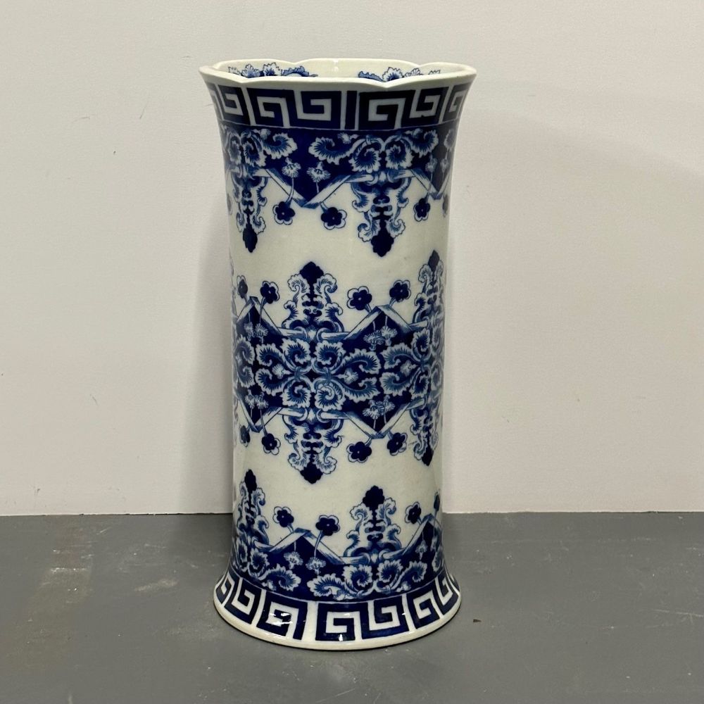 Oriental Porcelain Flow Blue White Umbrella Stand, Large Vase, Floral Decorated