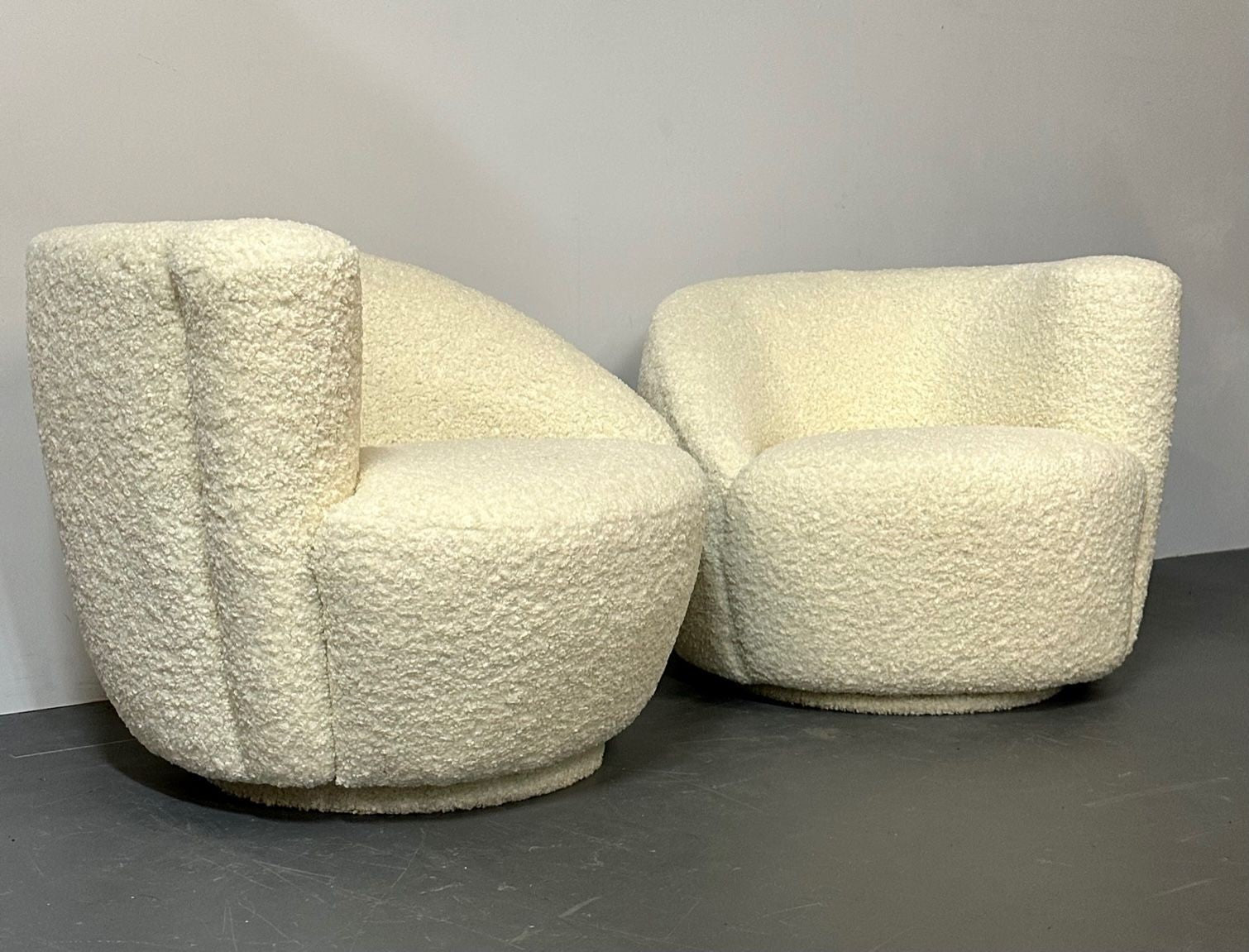 Mid-Century Modern Nautilus Style Swivel Chairs, Kidney-Shape, White Boucle