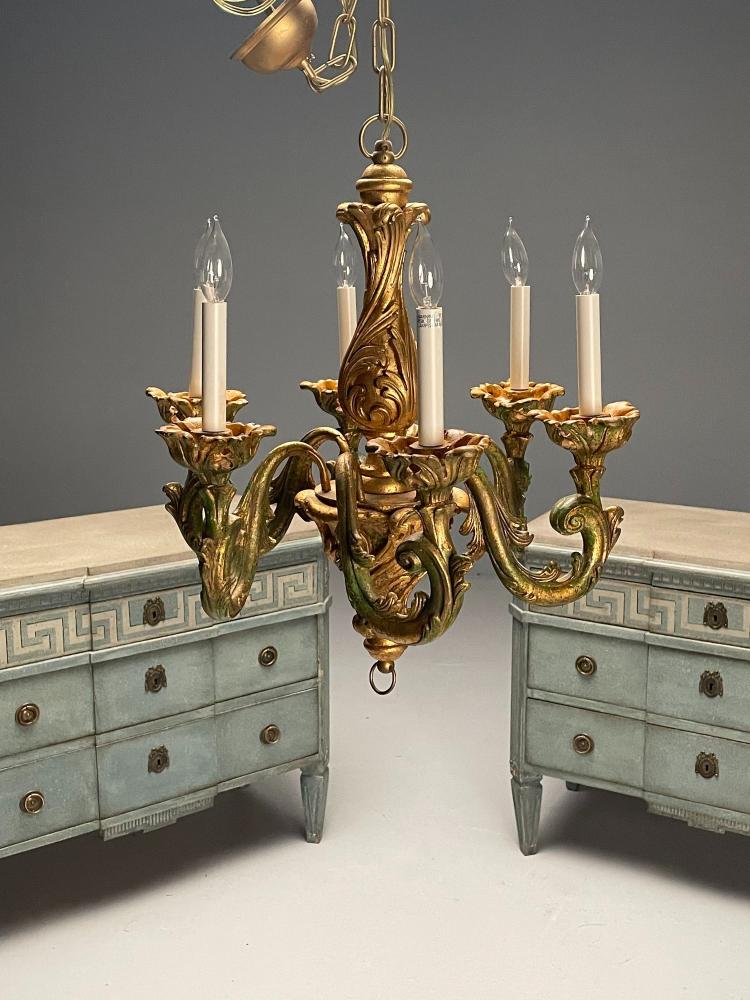 Rococo, Baroque, Italian Six Light Chandelier, Parcel Paint, Gilt, Italy, 1970s