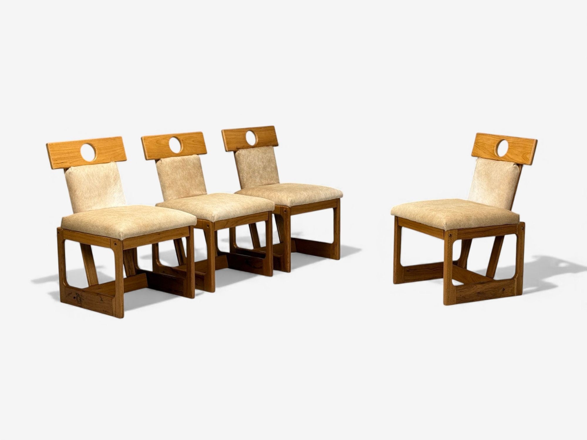 Sergio Rodrigues, Cavoina, Cowhide, Four Cuiabá Dining Chairs, Brazil, 1985
