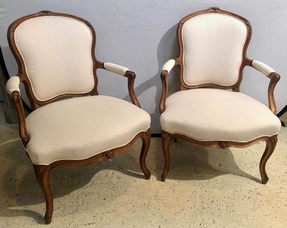 18th Century Pair of Beechwood Fauteuils or Armchairs with Provenance
