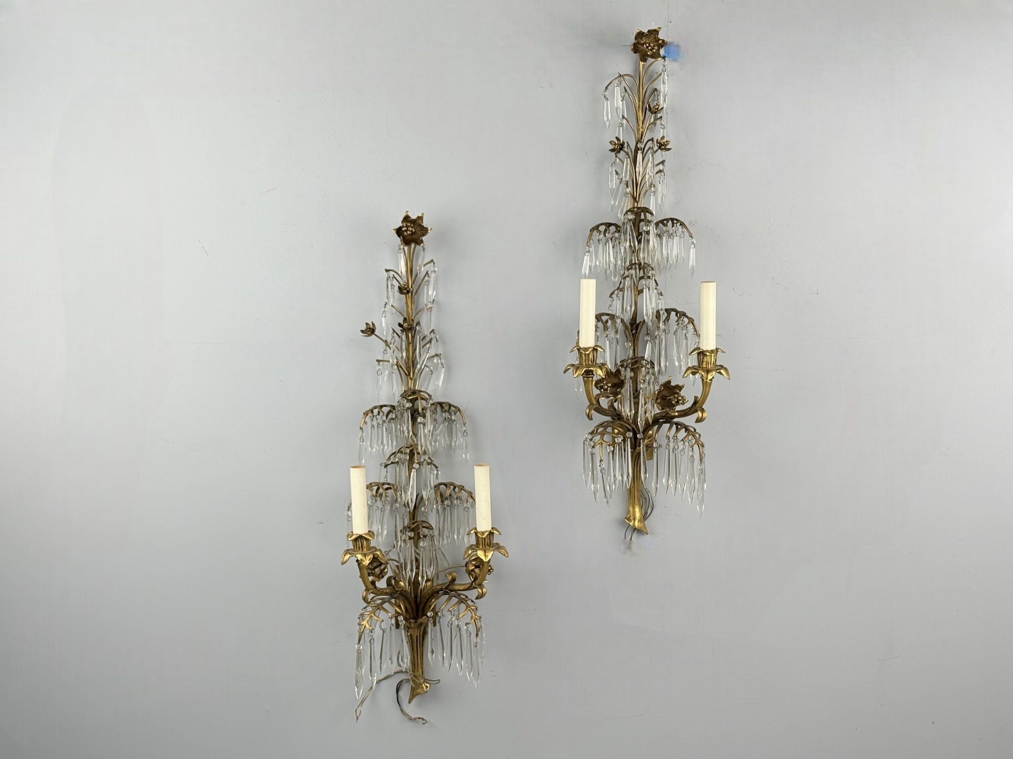 French Louis XV, Bronze, Cut Crystal, Large Wall Sconces, France, 1930s