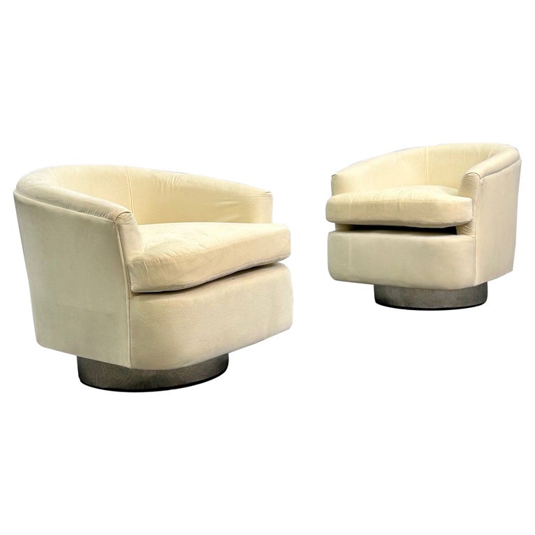 Mid-Century Modern Milo Baughman Style Swivel Chairs, Chrome Base, Cream Velvet