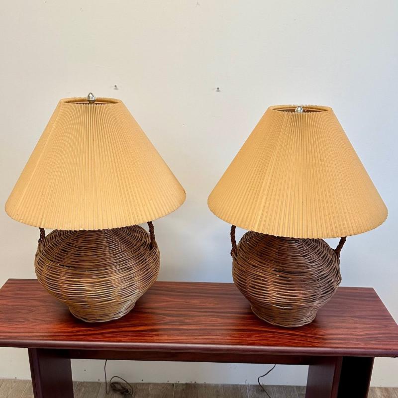 Large Mid-Century Modern Wicker Urn Table, Desk Lamps by Kovacs, Compatible Pair