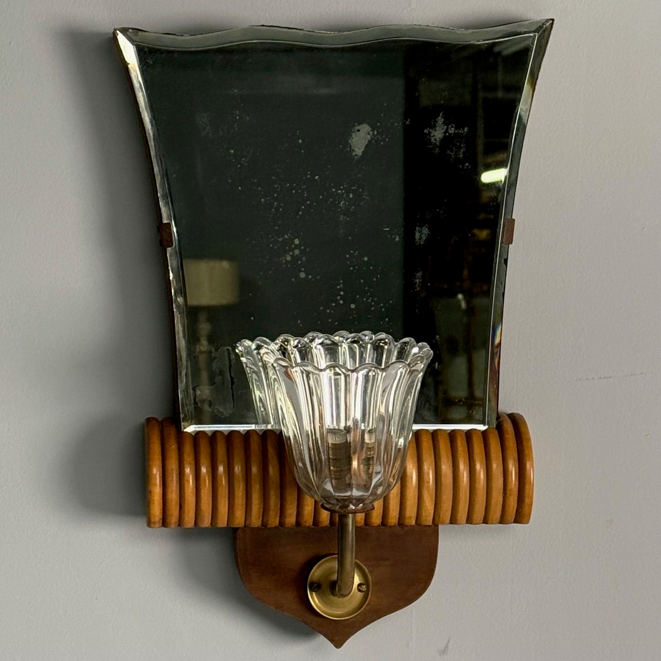 Italian Mid-Century Modern, Mirrored Wall Sconces, Brass, Wood, Italy, 1940s