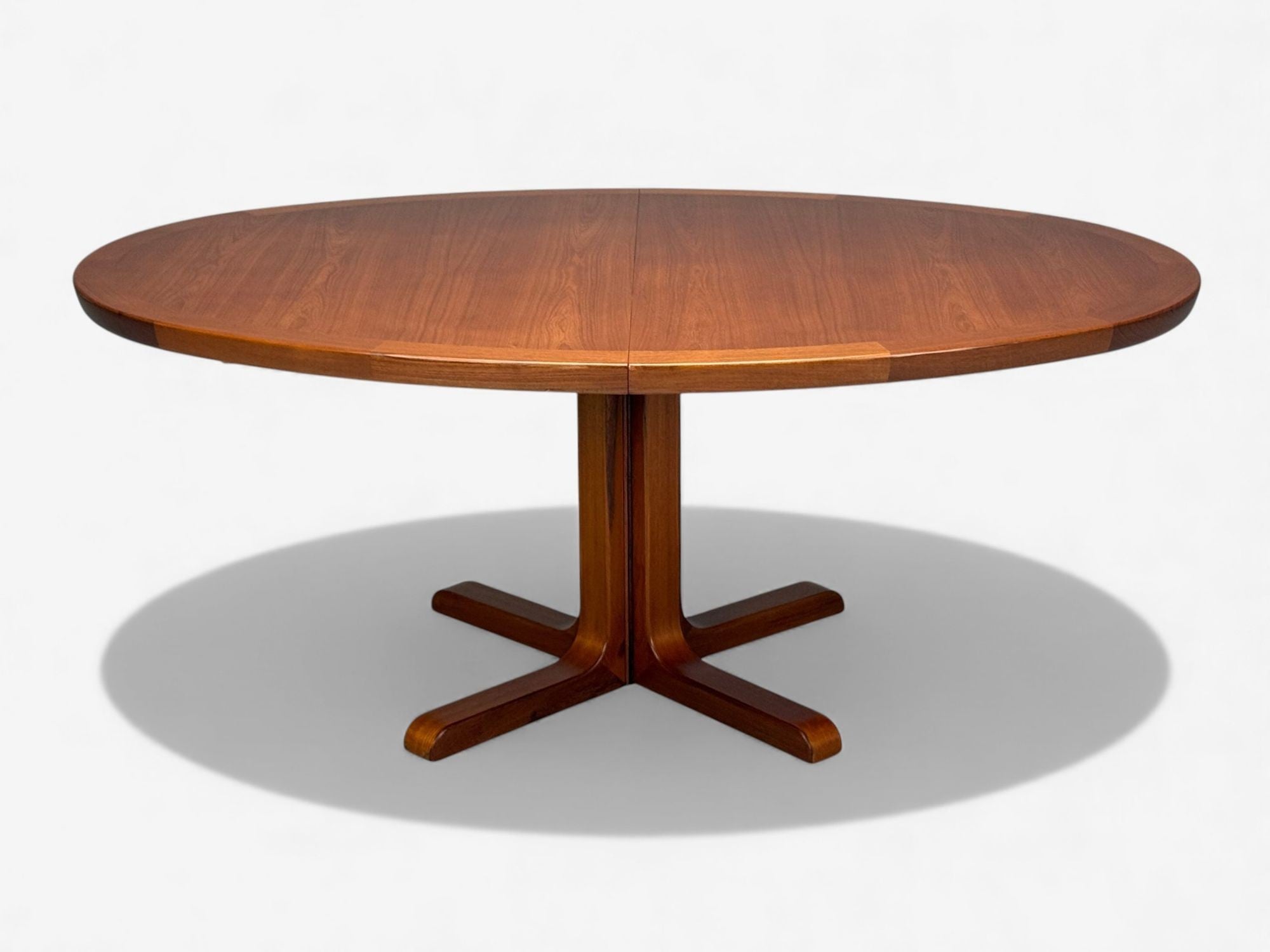 Skovby Møbelfabrik, Danish Modern, Teak, Expandable Dining Table, Denmark, 1960s