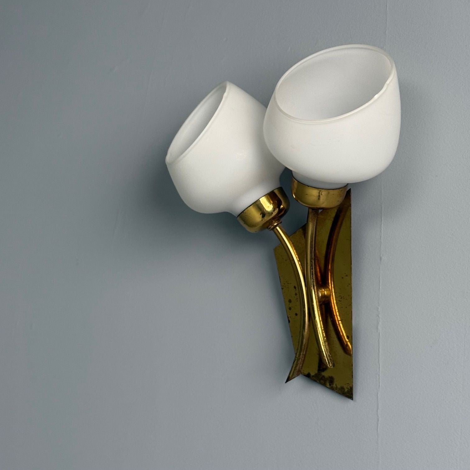 Italian Mid-Century Modern, Tulip Form Wall Sconces, Patinated Brass, 1950s