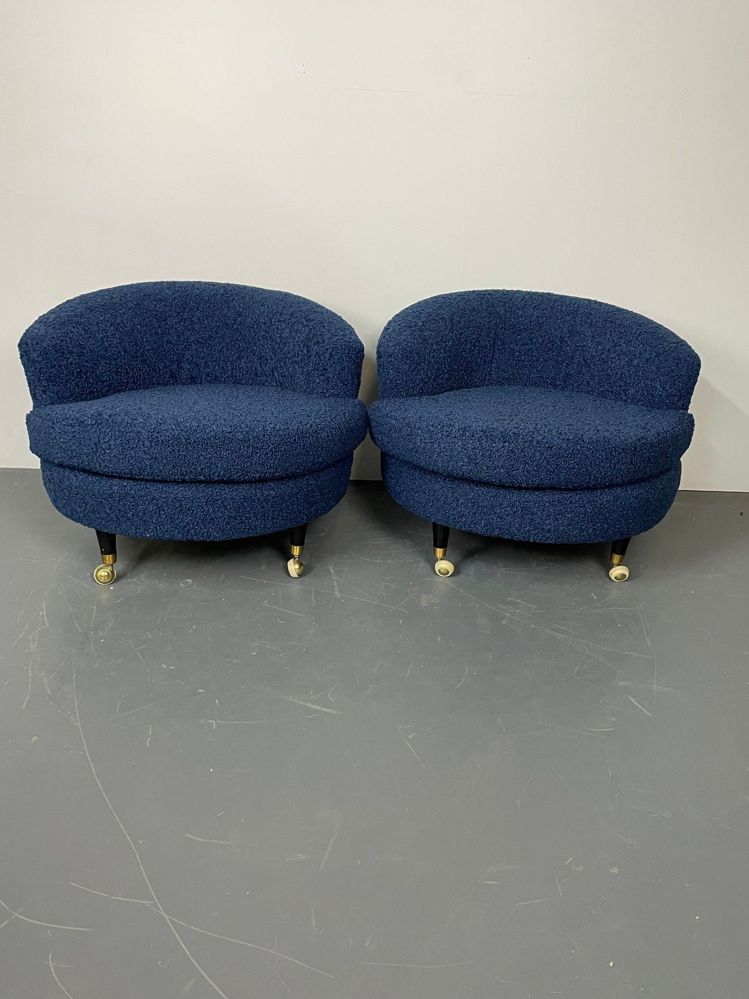 Pair of Mid-Century Rolling Swivel Lounge / Slipper Chairs, Baughman Style