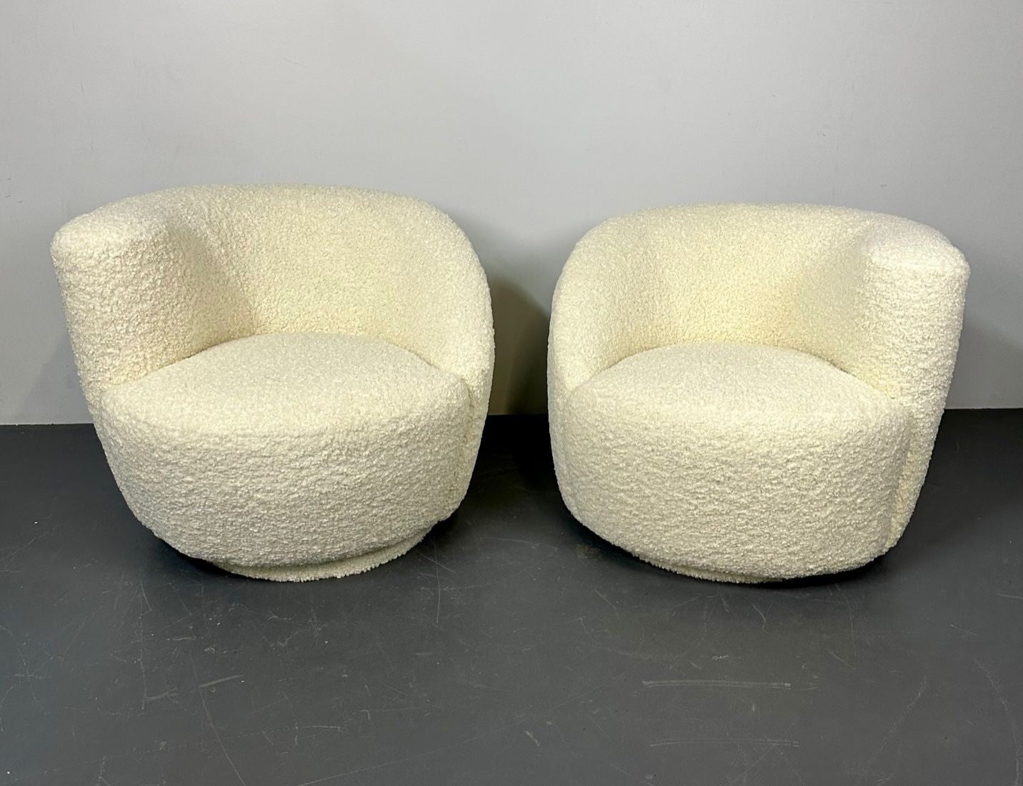 Mid-Century Modern Nautilus Style Swivel Chairs, Kidney-Shape, White Boucle