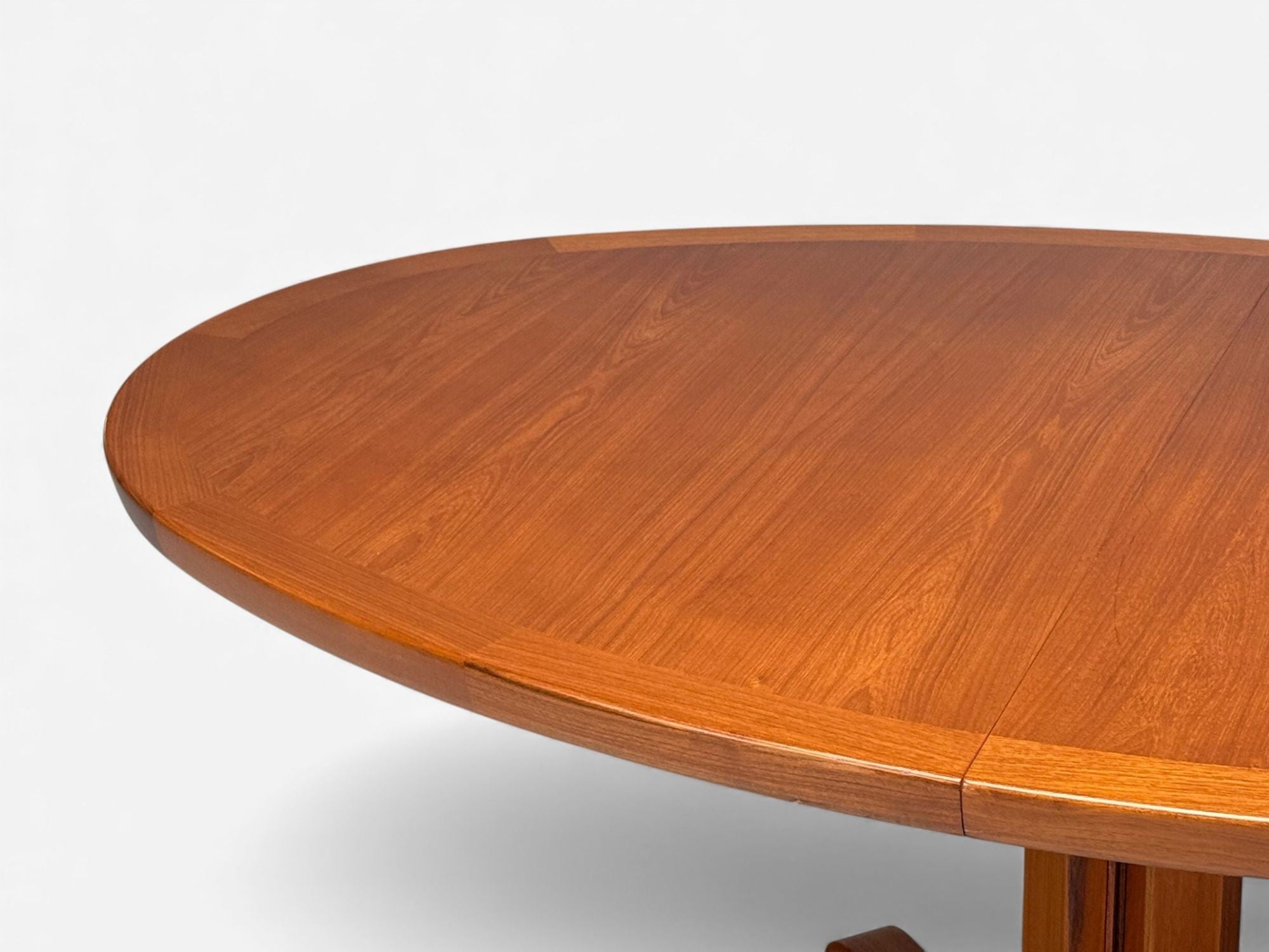 Skovby Møbelfabrik, Danish Modern, Teak, Expandable Dining Table, Denmark, 1960s