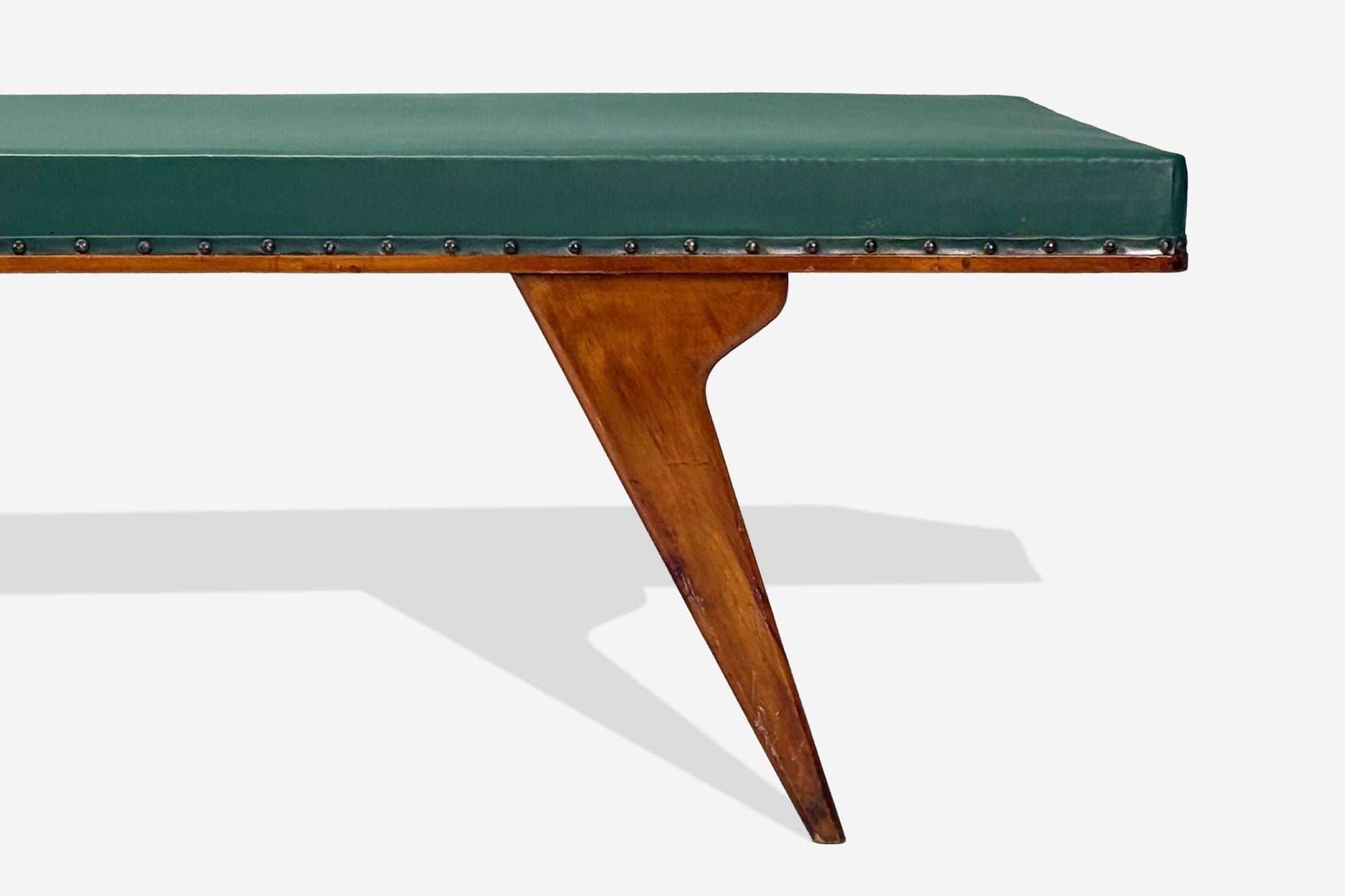 Italian Modern, Walnut, Leatherette, Chaise Lounge, Italy, 1950s